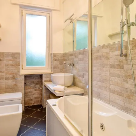 Apartamento 2 Bedroom Cozy In
