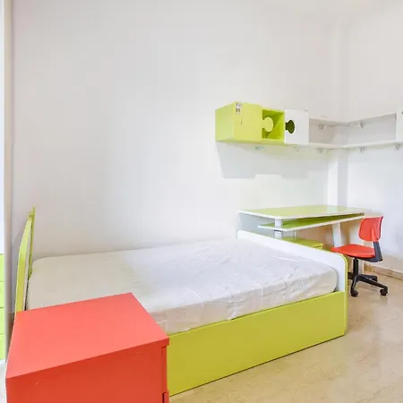 2 Bedroom Cozy In * Génova